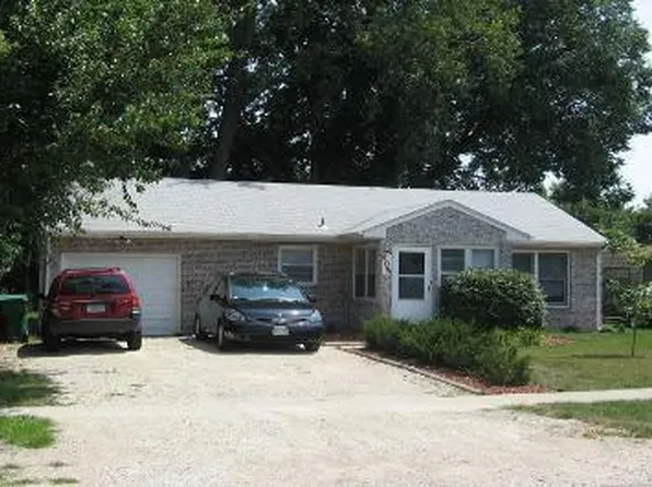 605 4th St, Waukee, IA 50263
