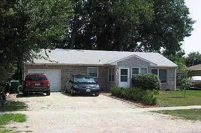 605 4th St Photo 1