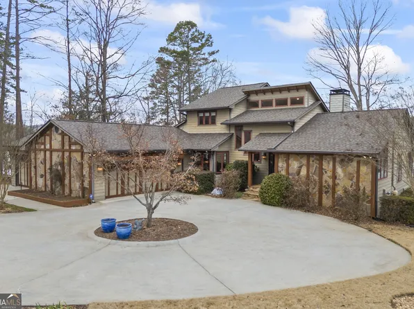 407 Currahee Point, Toccoa, GA 30577