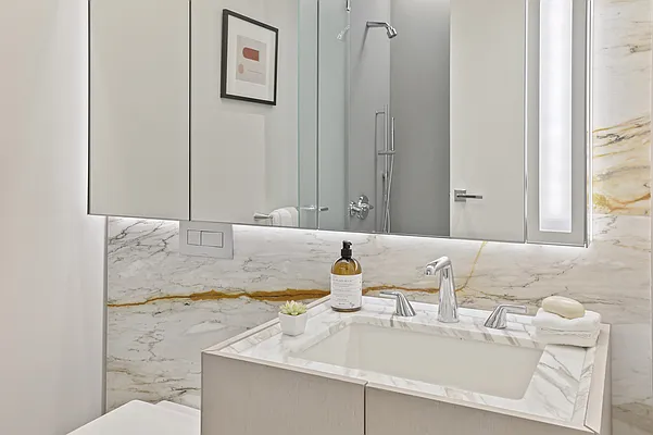 Sold by Nest Seekers International | media 7