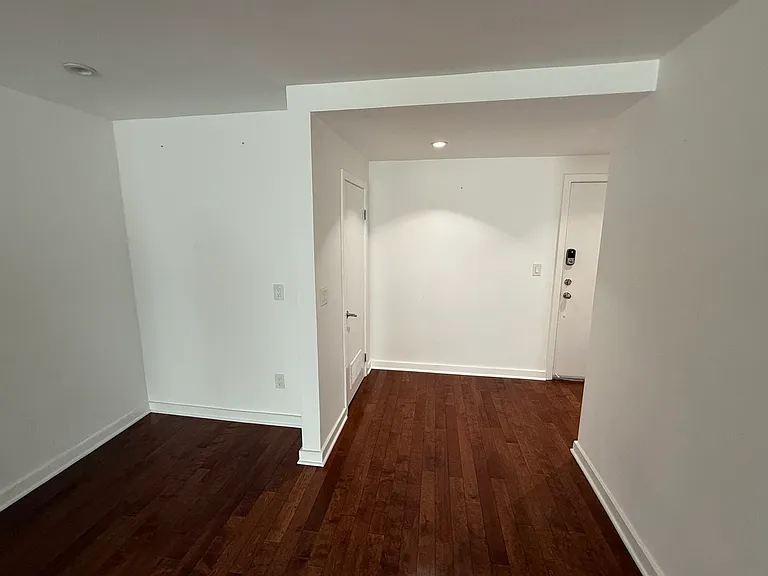 811 S Bedford St #204 — Photo 25