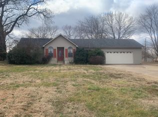 308 Hollomon St, Kenton, TN 38233