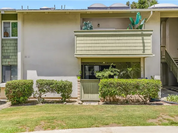 8633 Portola Ct Unit 15E, Huntington Beach, CA 92646