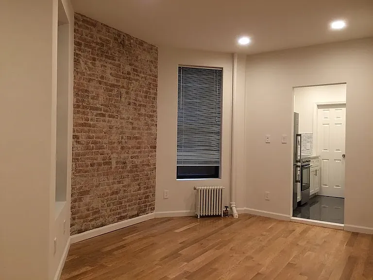 332 E 91st St #4E — Photo 2