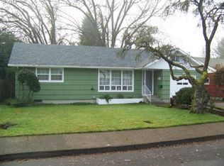 1933 I St, Springfield, OR 97477