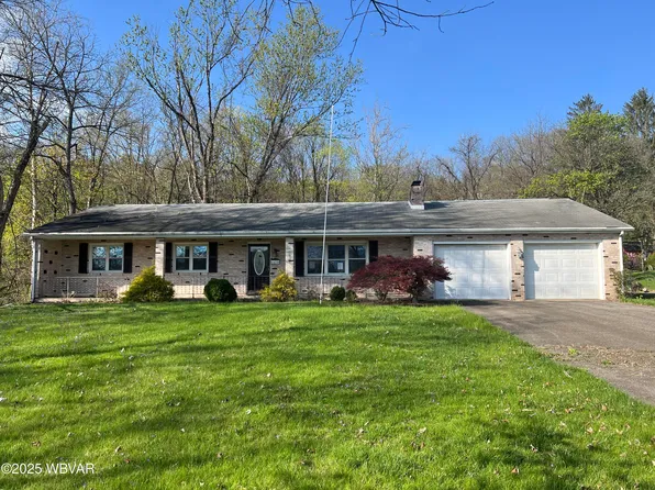 1418 Fairview Dr, Montoursville, PA 17754