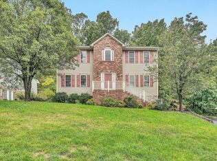 7909 Sequoia Dr, Roanoke, VA 24019
