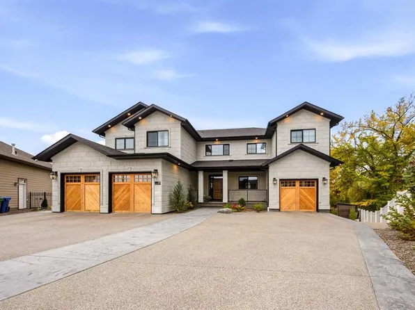 25 E Garrison Pl, Red Deer, AB T4P 0P7