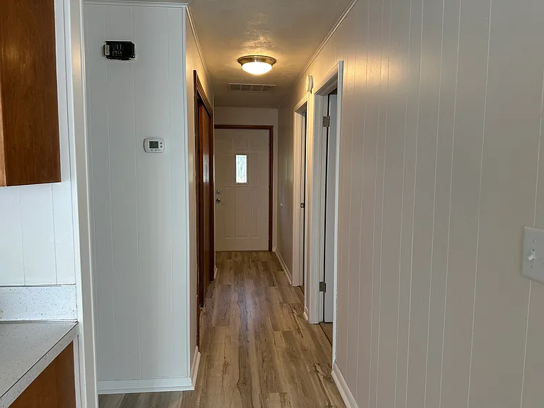328 E Lake Cowdry Ln NW #B — Photo 18
