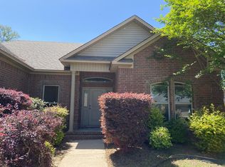 1465 Storie Dr, Conway, AR 72034