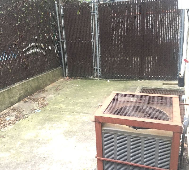 1st image of 114 Leonard St #1