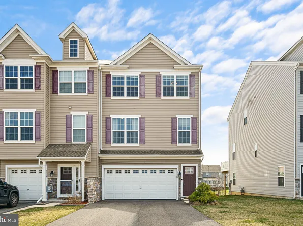 1332 Carrick Ct, Middletown, DE 19709