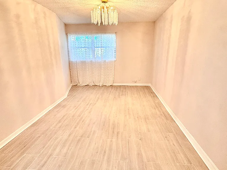 6650 Pinnochio Dr — Photo 8