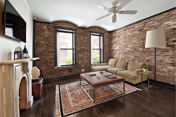 Sold by Stribling | media 4