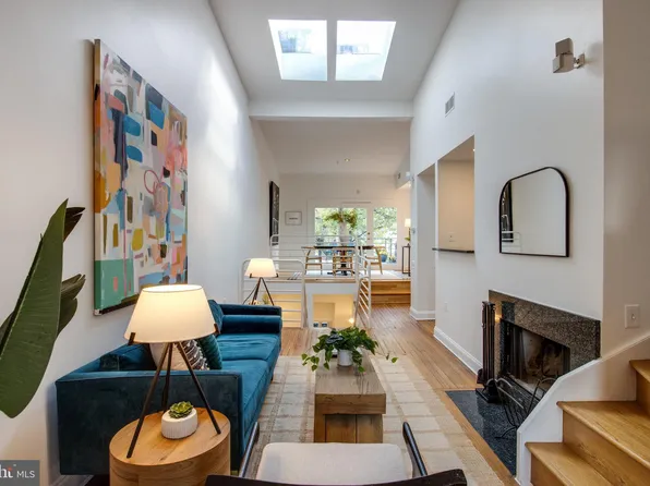 1713 18th St NW APT A, Washington, DC 20009