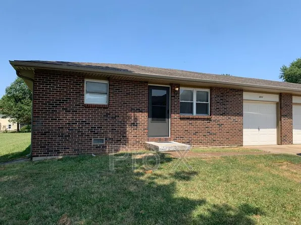 3833 College View Dr, Joplin, MO 64801