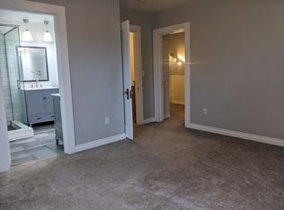 823 NW 65th St, Seattle, WA 98117