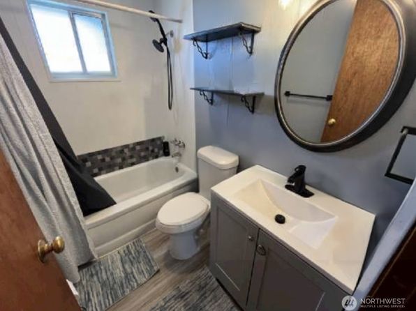 2117 Monroe Ave., Bridgeport, WA 98813