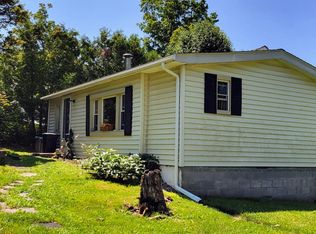 69 Montrose Dr, Carmel, NY 10512