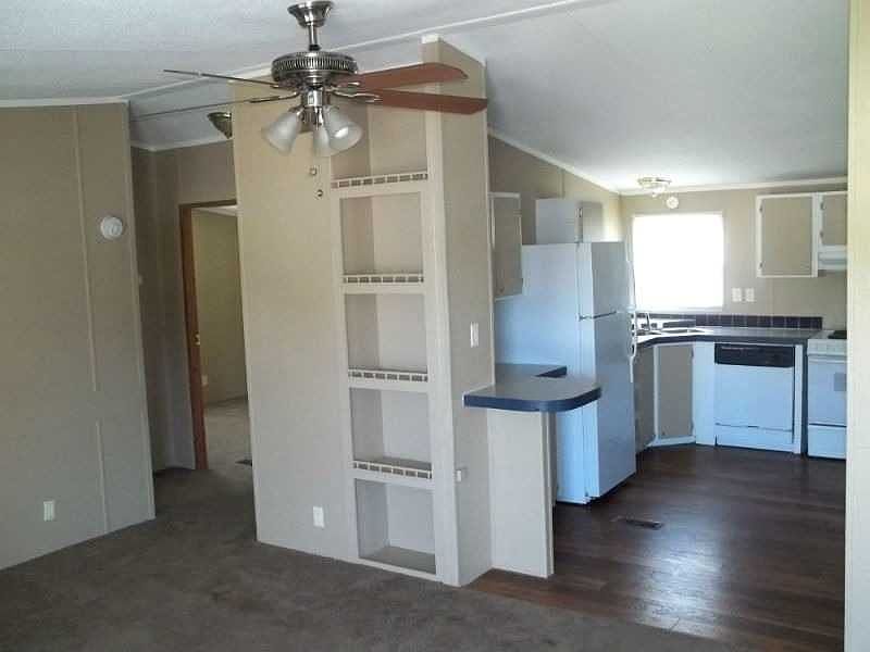 2nd image of 1003 Cardinal Dr