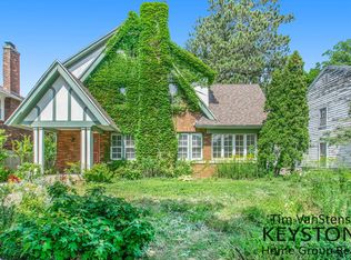 1415 Fisk Rd SE, Grand Rapids, MI 49506