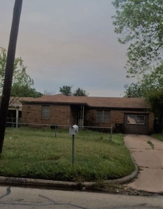 1st image of 2904 Wenonah Ave