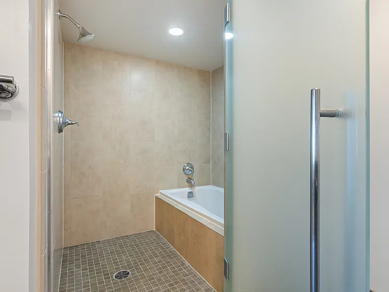 1837 Kalakaua Ave #1603 — Photo 18