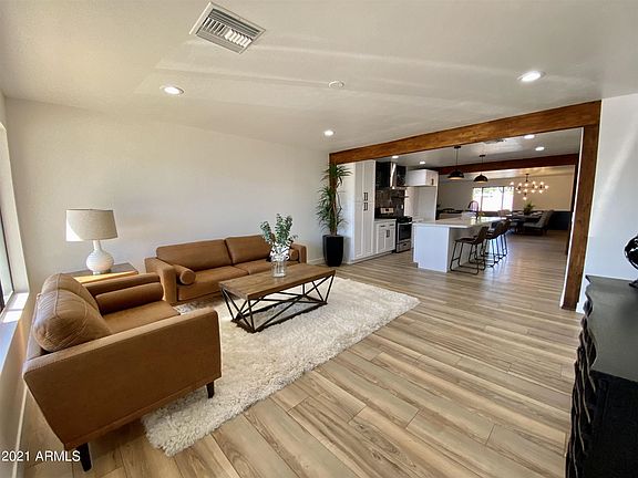 5th image of 1312 E Desert Park Ln