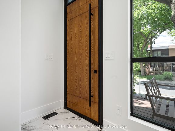 4th image of 311 Wychwood Ave