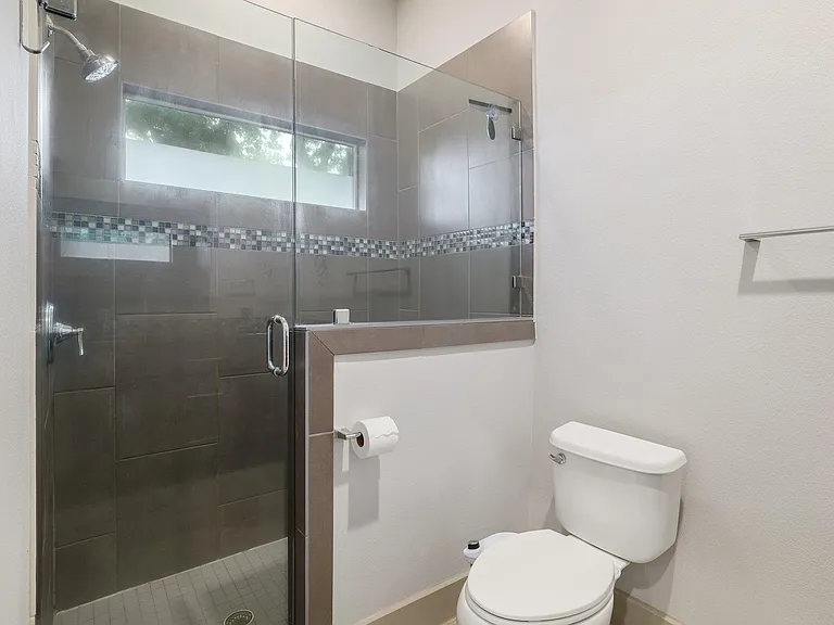 3202 Merrie Lynn Ave #A — Photo 16