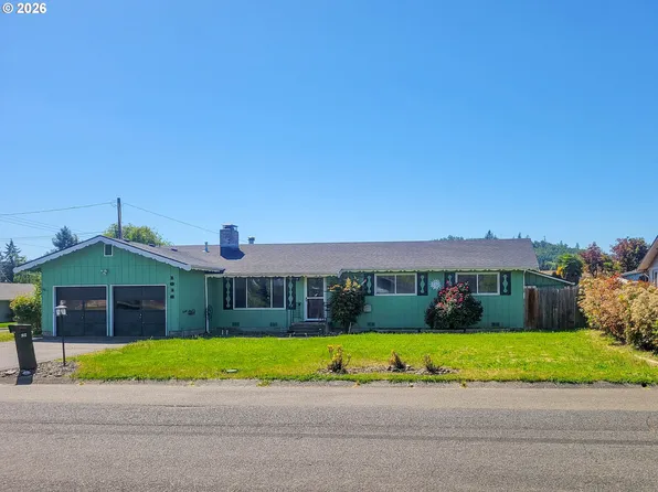 1612 NW Wanell St, Roseburg, OR 97471