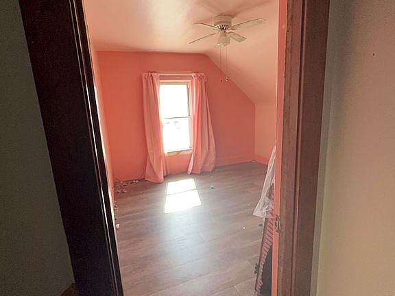 2nd image of 302 S 1st St