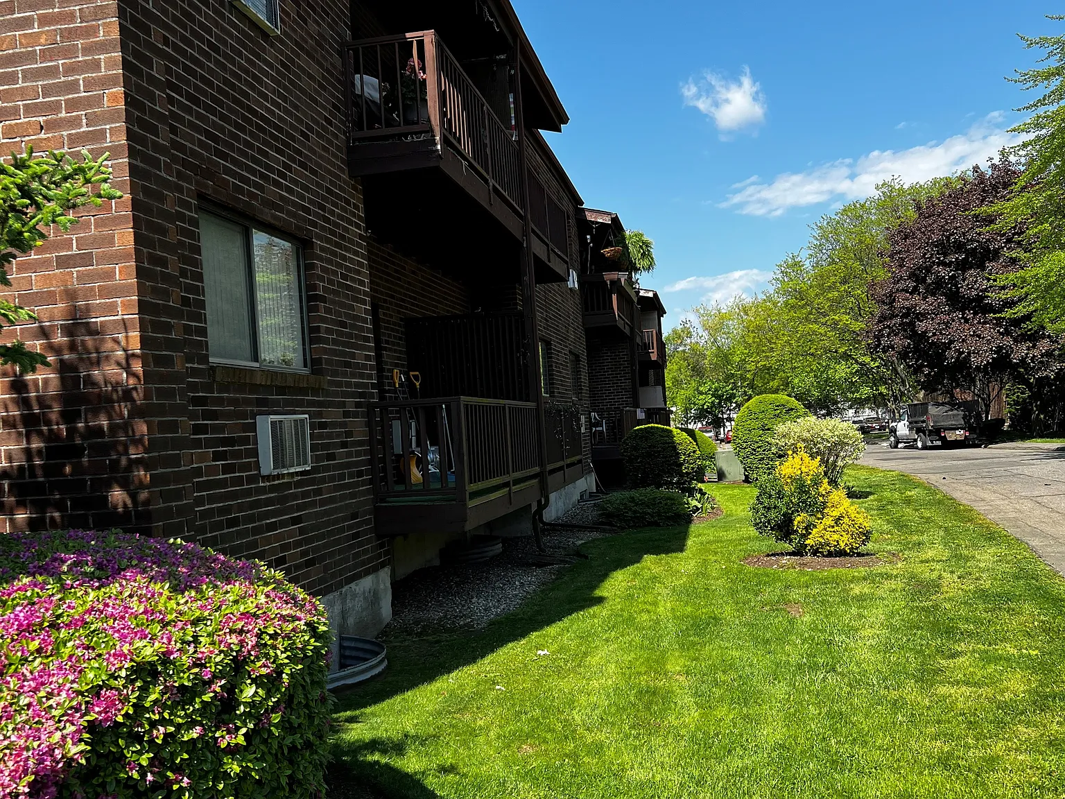 1 bed, 692 sqft, $1,695 — Photo 1