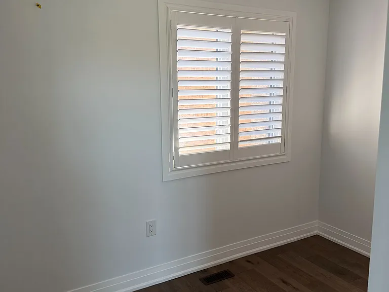 25 Disney Ct #UPPER — Photo 10