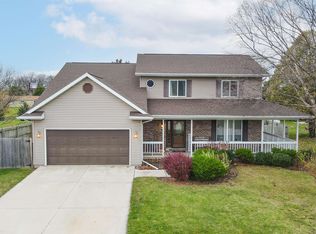 30 Roberts Ct, Fond Du Lac, WI 54935