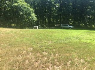 3 Long Hill Rd, Leverett, MA 01054