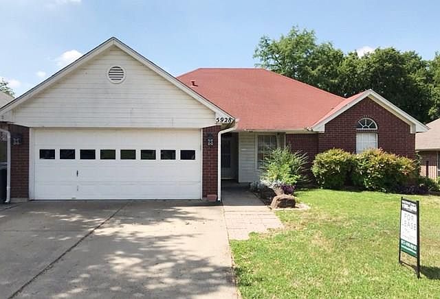 1st image of 5928 Hilltop Dr
