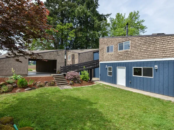 720 NE 34th Pl, Canby, OR 97013