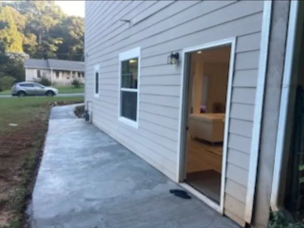 2603 W Regal Ct, Lawrenceville, GA 30044