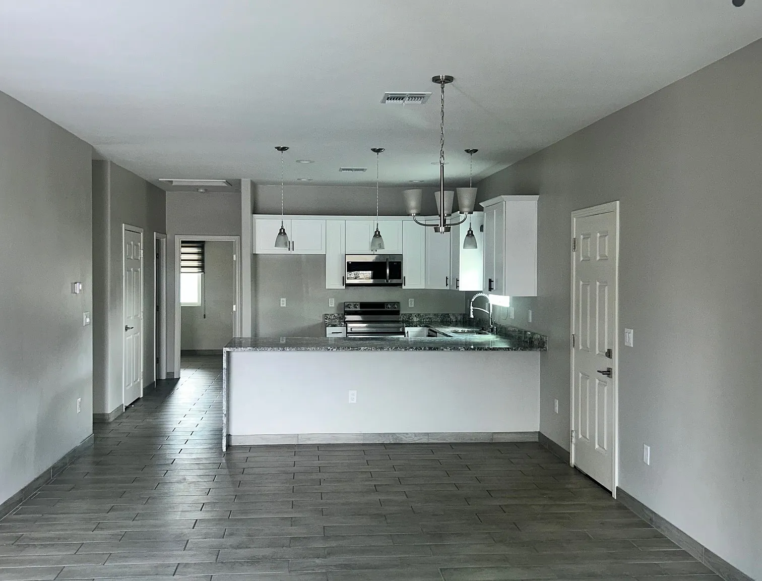 1848 Silver Court - 1 — Photo 3