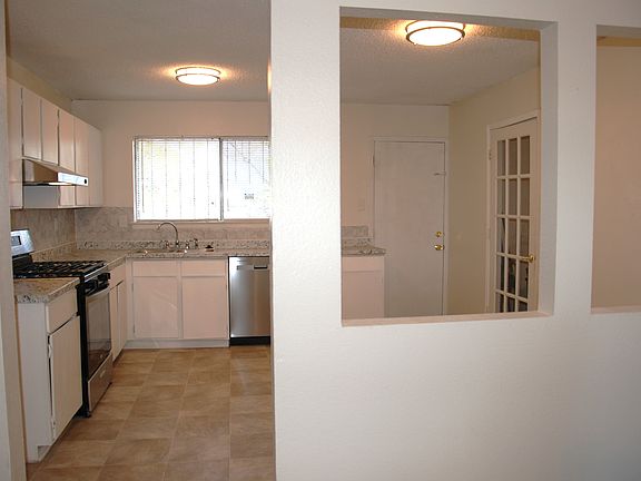 3rd image of 3314 Showboat Dr