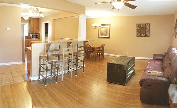 5th image of 1513 Booth Ave