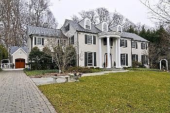 1st image of 6111 Kennedy Dr