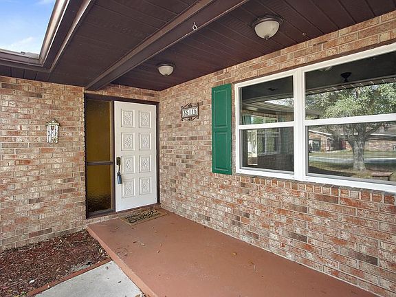 3rd image of 35115 Redbud Ln