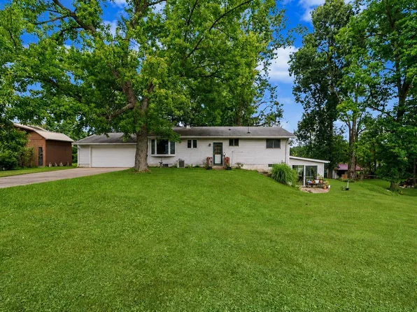 2305 Lakecrest Dr, Mansfield, OH 44903