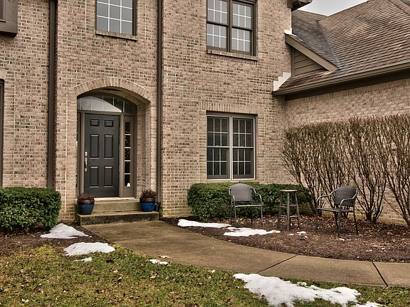 4th image of 9913 Leeward Blvd