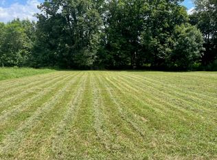 42 Monkey Bluff Rd, Burkesville, KY 42717