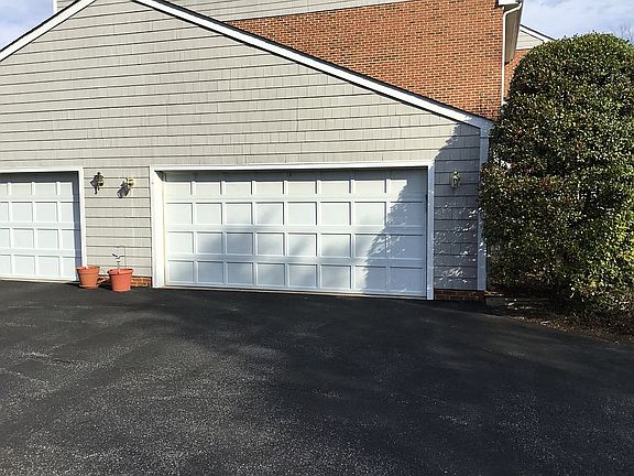 2 car detached garage