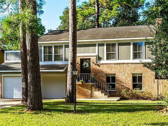 3rd image of 2023 Lake Creek Dr