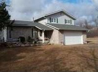 4203 Brigadune Dr, Hutchinson, KS 67502